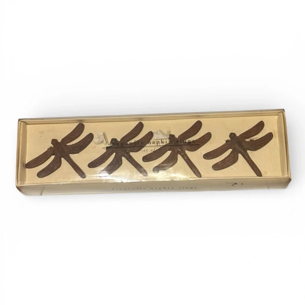 Pier 1 Imports Elegant Metal Set of 4 Napkin ring set NIB